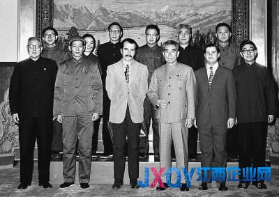 倪志福曾摧毁上海“四人帮” 坚持邓小平理论