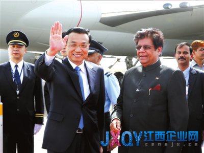 专家解读李克强访印：中国外交不再“向西看”